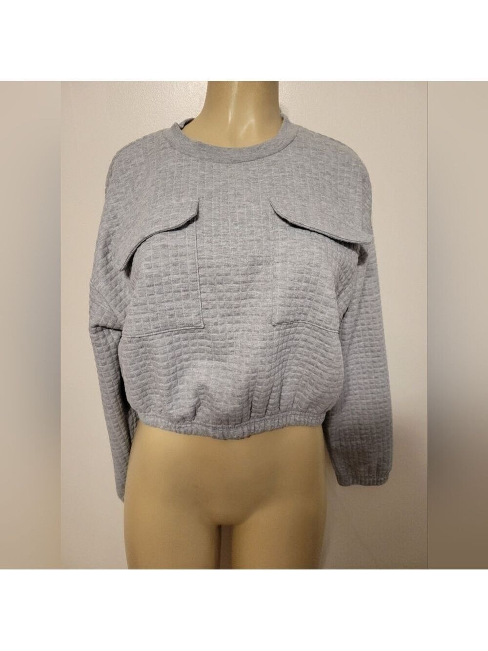 Julie and Joy Pullover Large Grey Sweatshirt Top Cropped Double Breasted Pocket